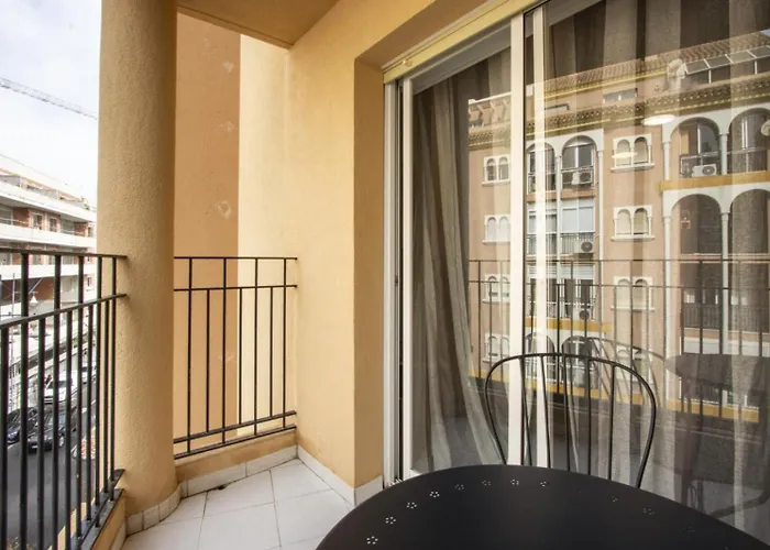 아파트 Vicente Id13 *